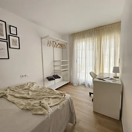 Chic Escape Apartment *